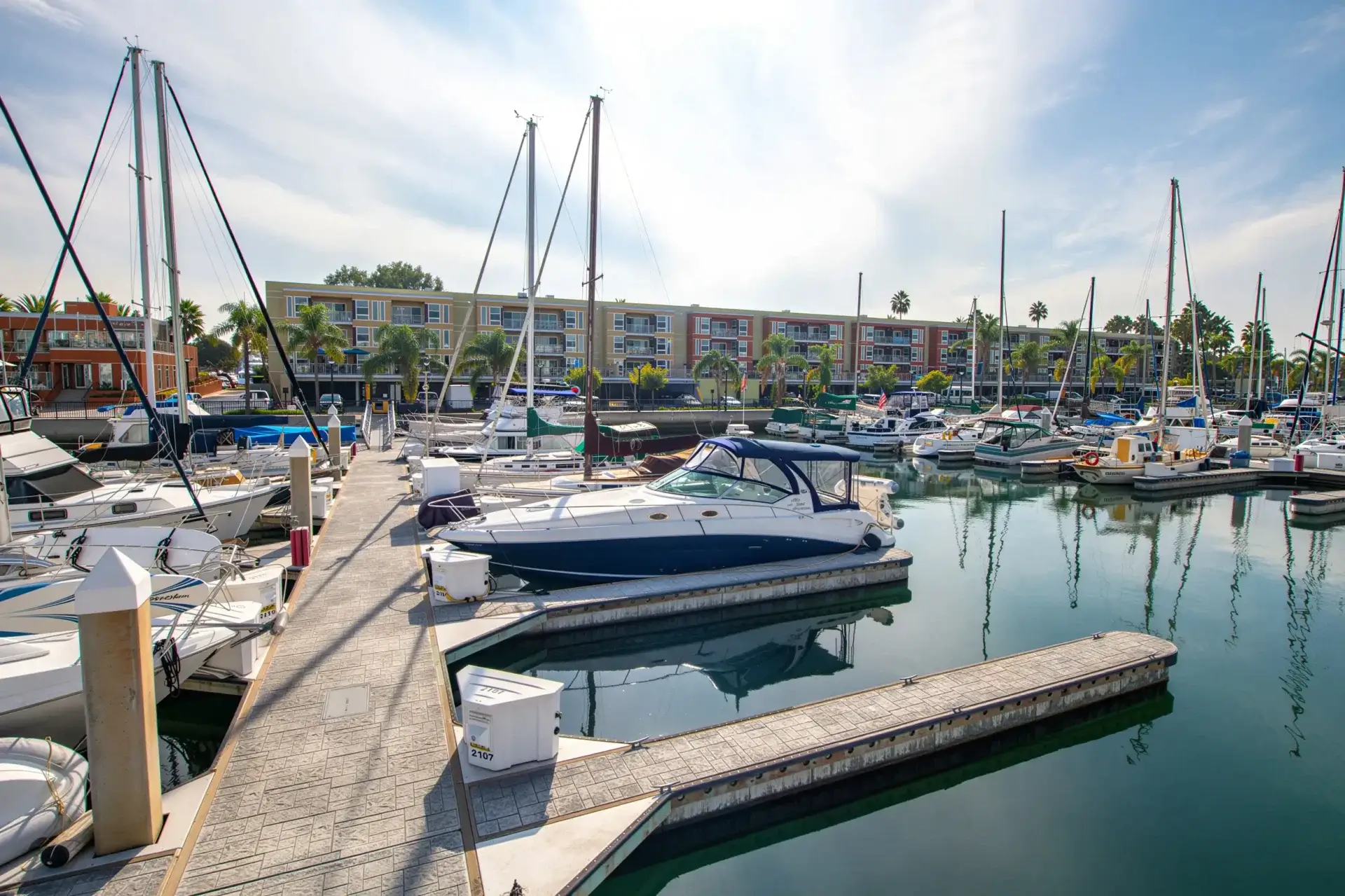 harborside_marina_bay-poi-007_luh9jx